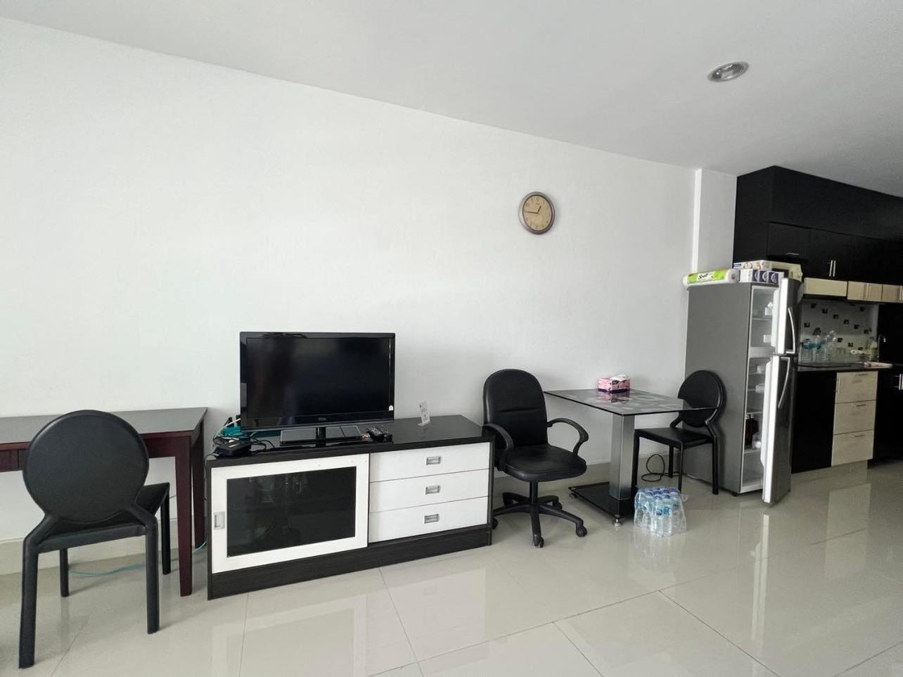 Viewtalay Beachfront By Nd Pattaya Luaran gambar