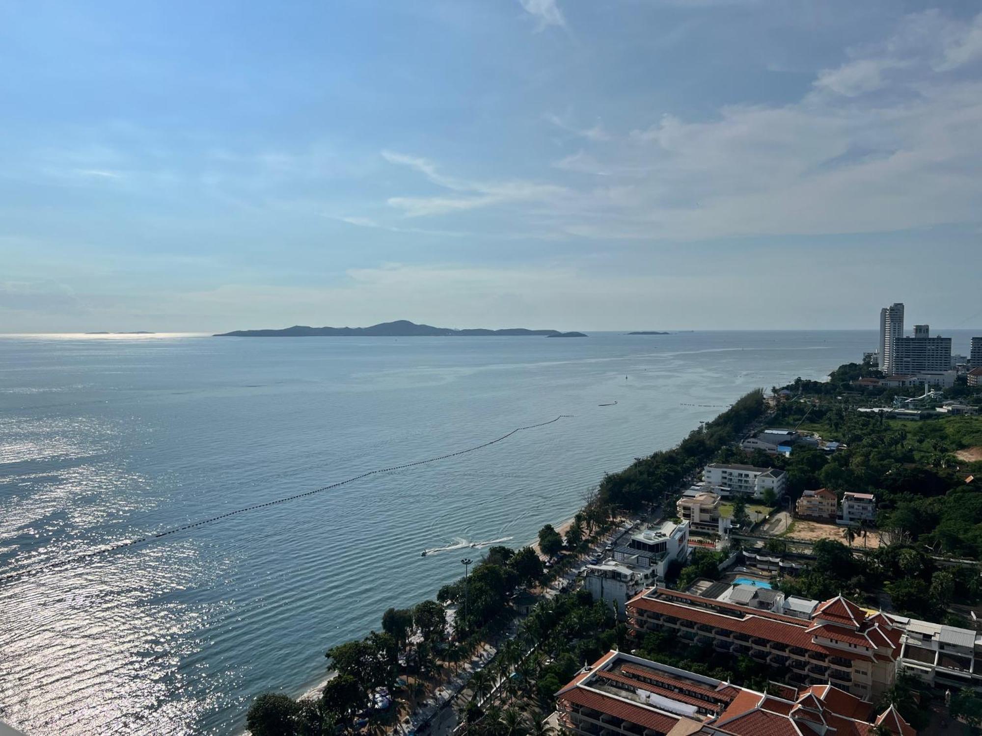 Viewtalay Beachfront By Nd Pattaya Luaran gambar