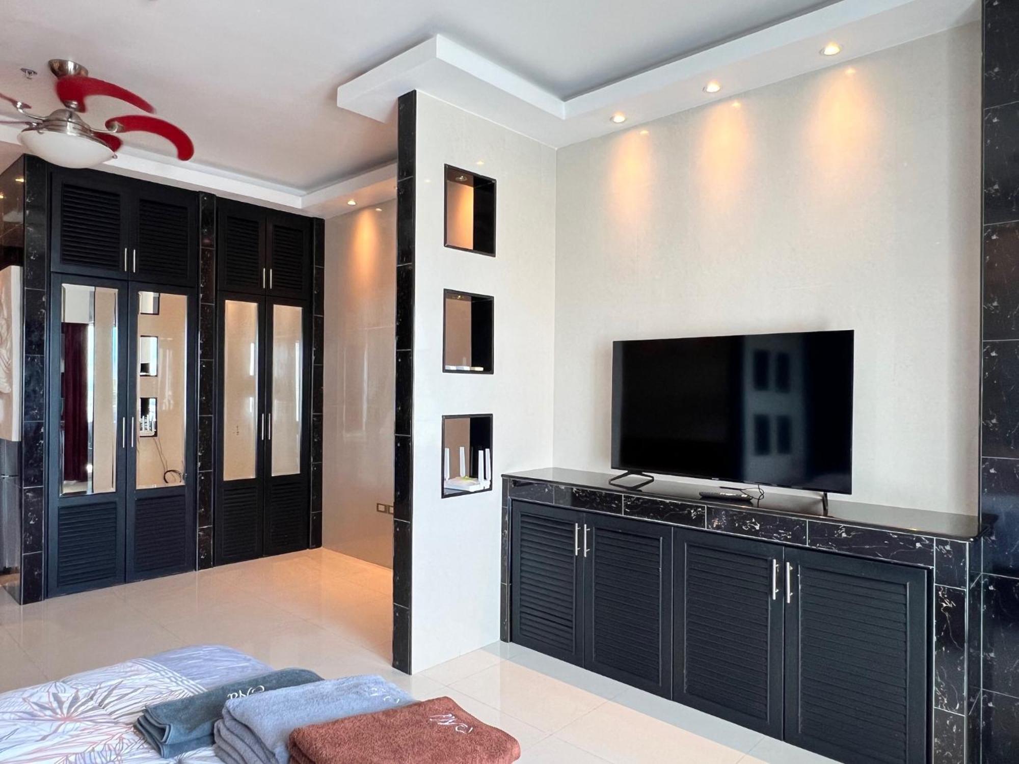 Viewtalay Beachfront By Nd Pattaya Luaran gambar