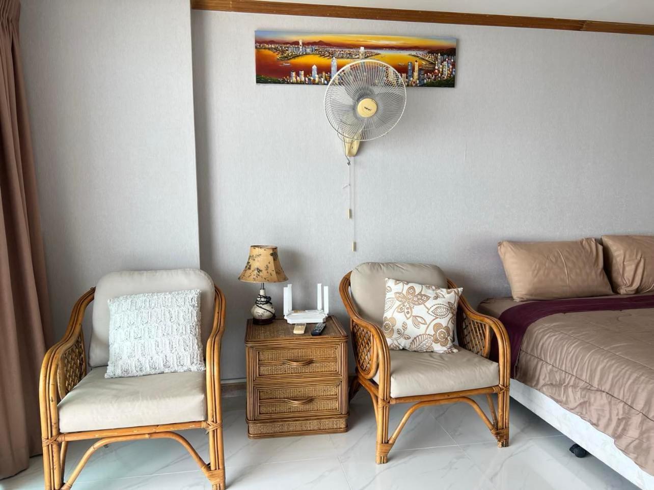 Viewtalay Beachfront By Nd Pattaya Luaran gambar