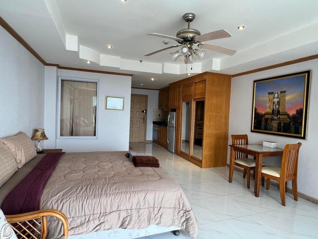 Viewtalay Beachfront By Nd Pattaya Luaran gambar