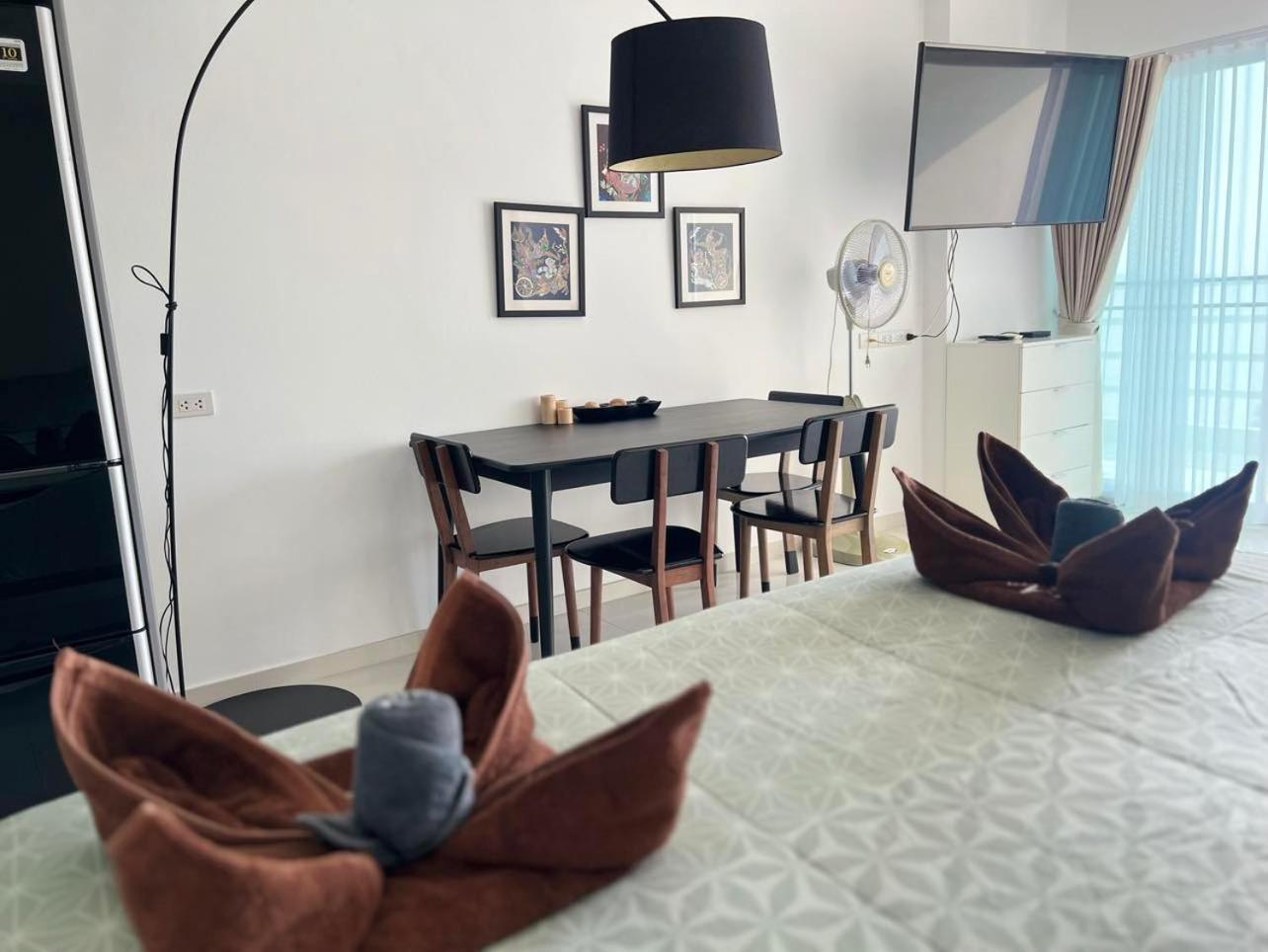 Viewtalay Beachfront By Nd Pattaya Luaran gambar